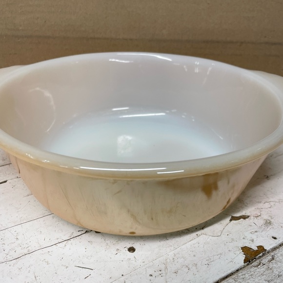 Anchor Hocking Fire King Peach Lustre 2qt. Casserole dish - Picture 2 of 7